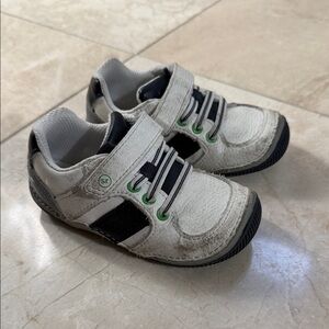 Stride Rite - SRT Wes - Size 6.5M